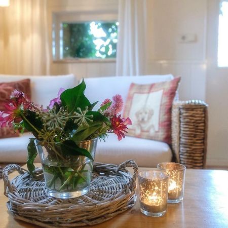 Bed and Breakfast Oes-Tilber Zweeloo Exterior foto