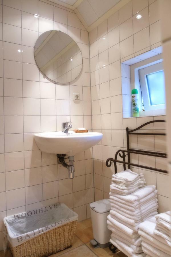 Bed and Breakfast Oes-Tilber Zweeloo Exterior foto