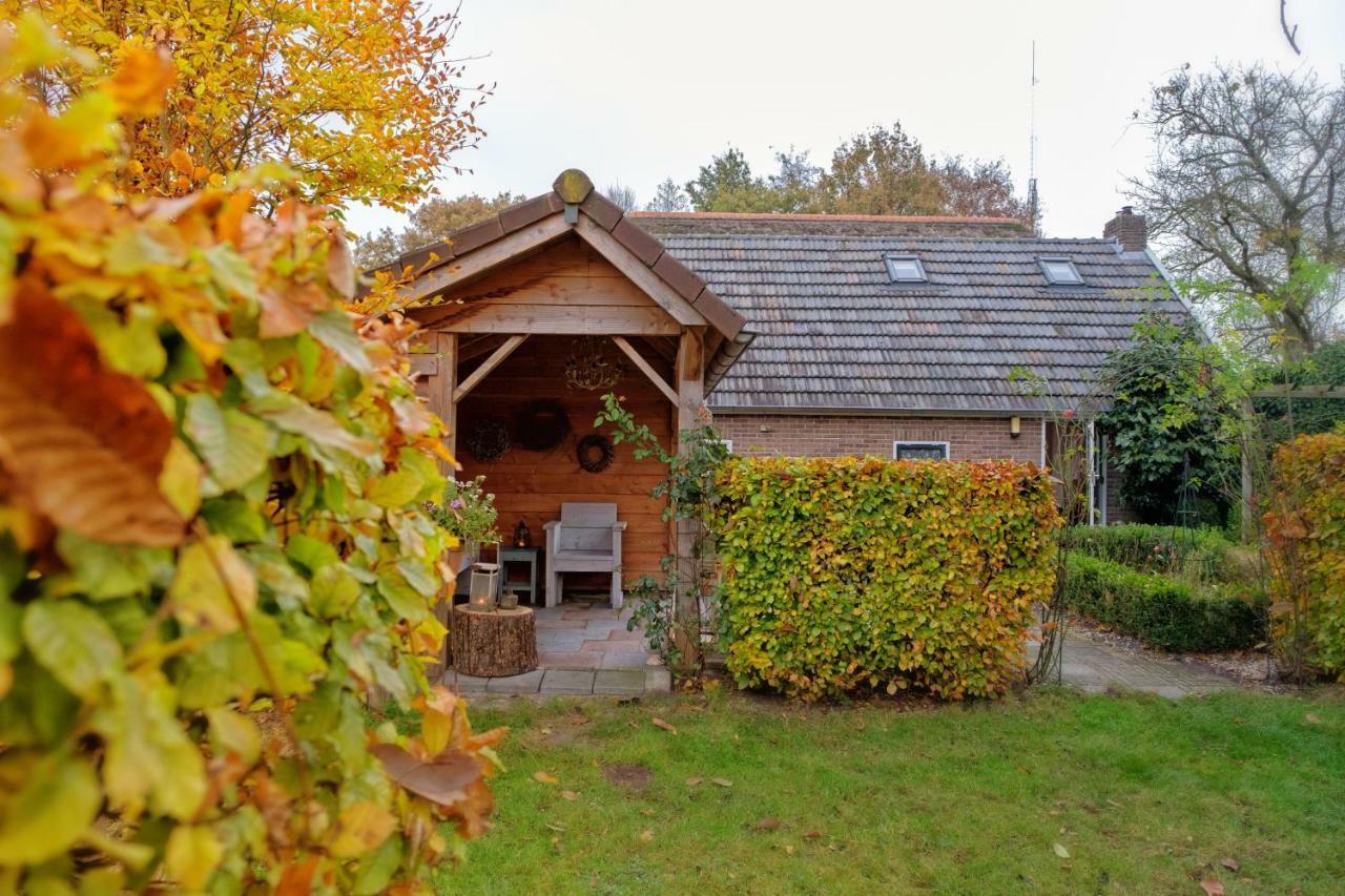 Bed and Breakfast Oes-Tilber Zweeloo Exterior foto