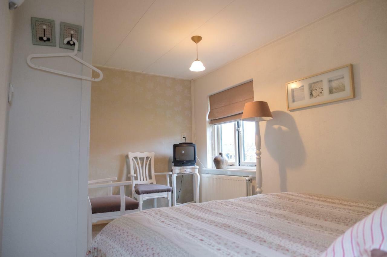 Bed and Breakfast Oes-Tilber Zweeloo Exterior foto